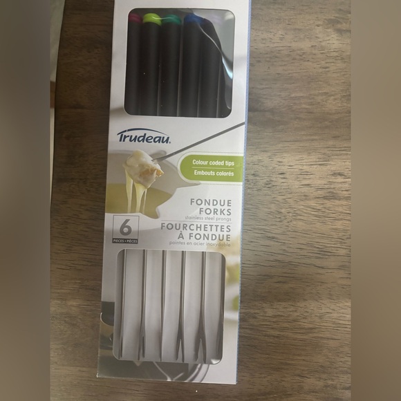 Trudeau Fondue Forks Set with Color Tips - Picture 1 of 3